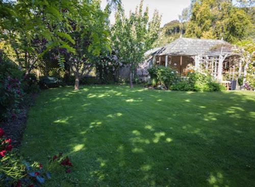 The Summerhouse, Ideal Akaroa Location. Apartment Exterior photo