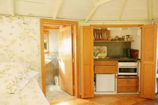 The Summerhouse, Ideal Akaroa Location. Apartment Exterior photo